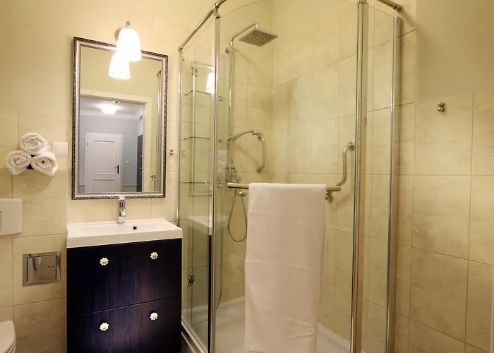 Dworcowa 13 * Быдгощ